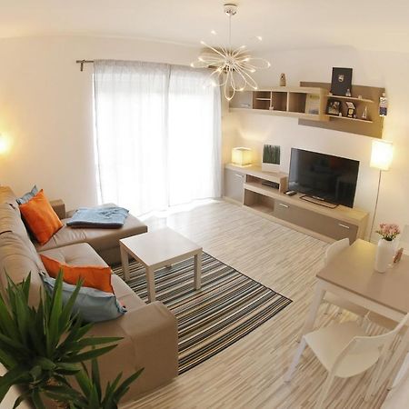The Flat - Old Town - Center Appartement Zadar Buitenkant foto