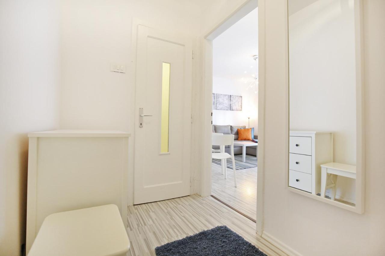 The Flat - Old Town - Center Appartement Zadar Buitenkant foto