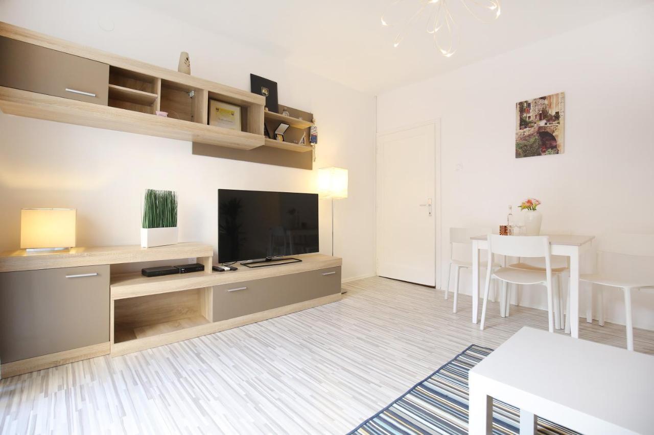 The Flat - Old Town - Center Appartement Zadar Buitenkant foto